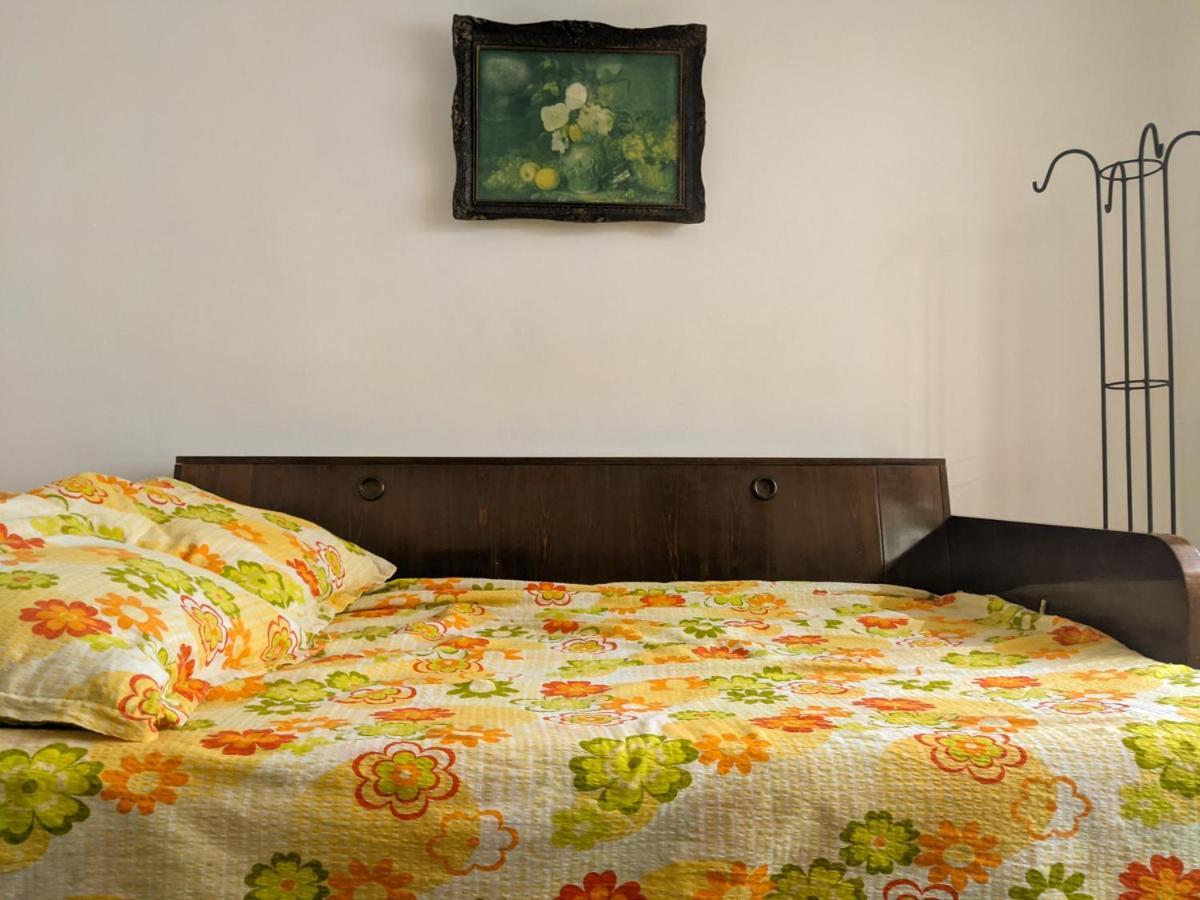 Moss'S Economy Studio Timisoara Luaran gambar